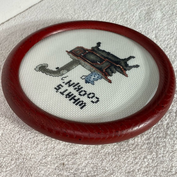 Vintage Handmade “What’s Cooking” Cross Stitch Wall Art W Round Red Brown Frame - Picture 9 of 10